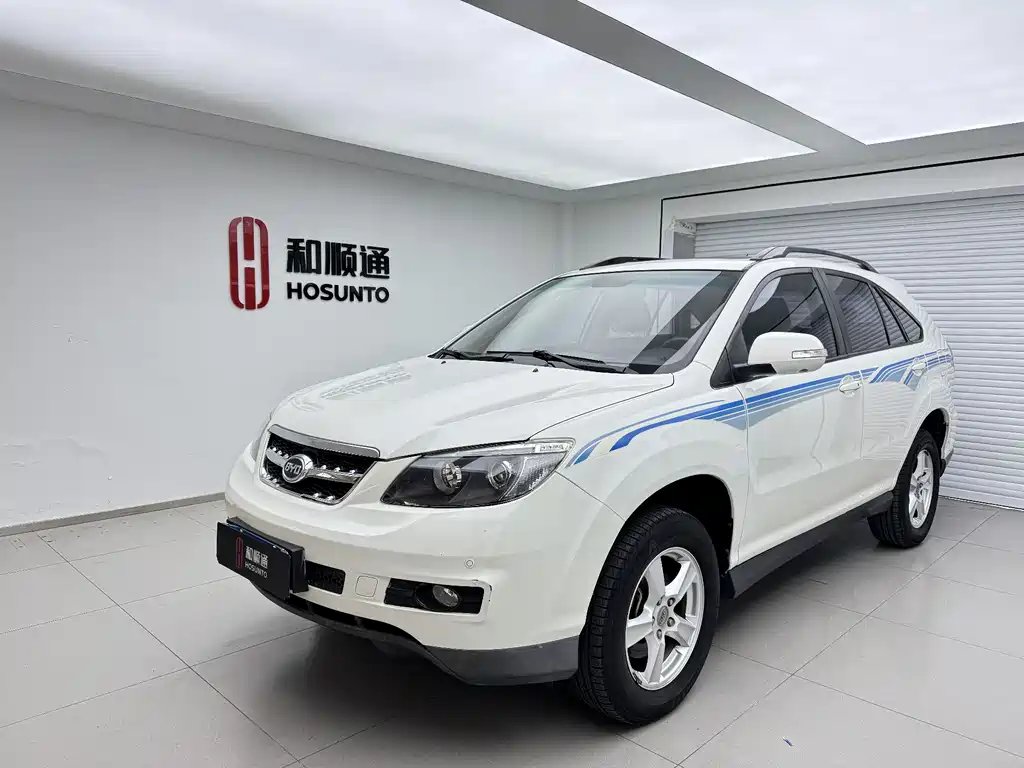 BYD S6 2015