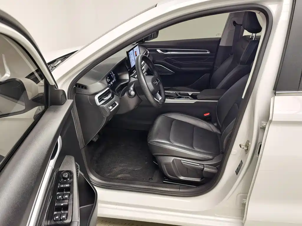 Geely Emgrand 2023 — фото 15