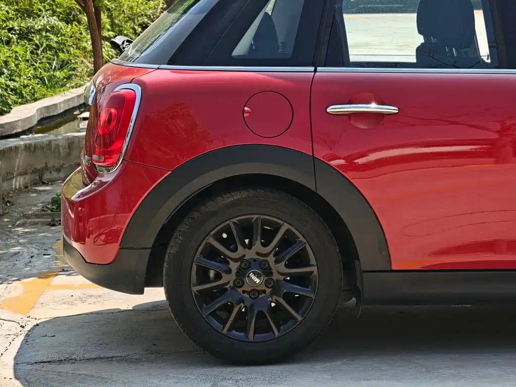 MINI MINI 2017