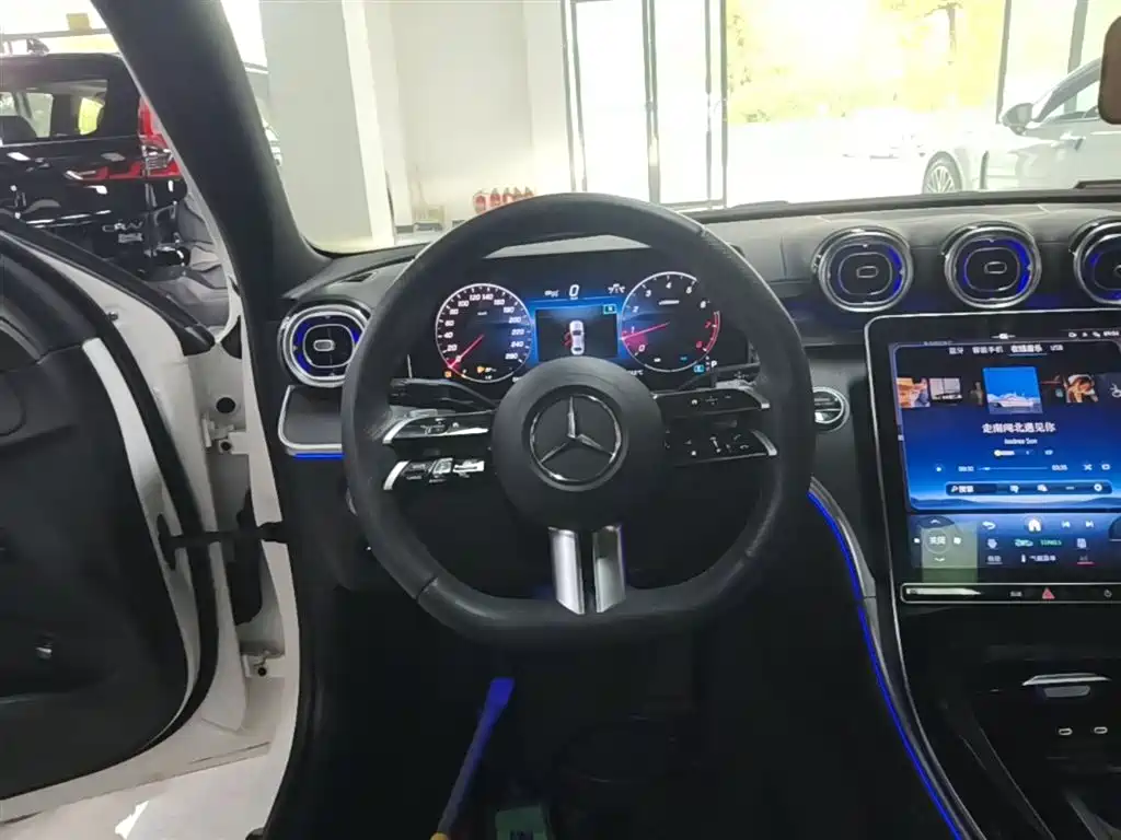 Mercedes-Benz C-Class 2022 — фото 11