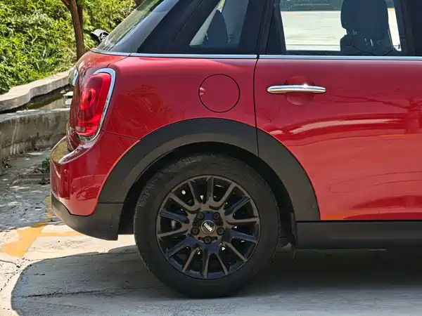MINI 2017