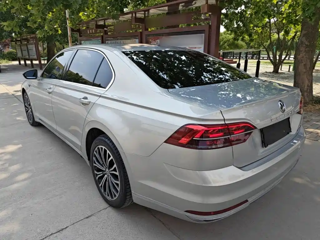 Volkswagen Phideon 2019