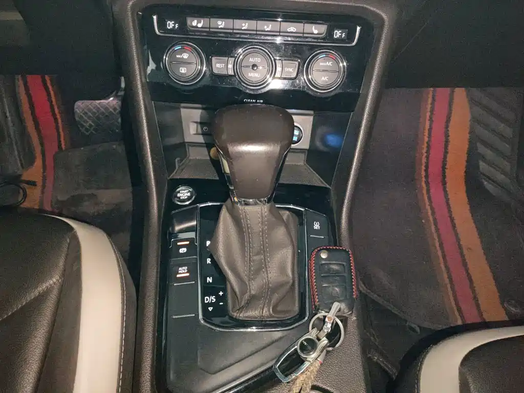 Volkswagen Tiguan L 2018 — фото 10