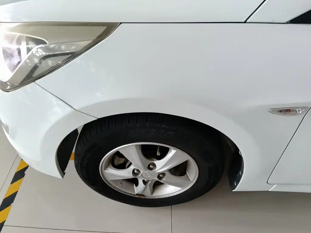 Hyundai Rui Yi 2015 — фото 23