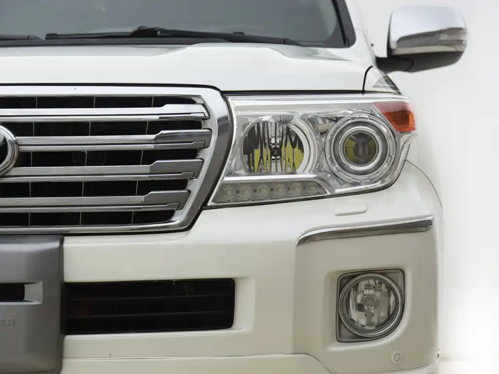 Toyota Land Cruiser 2015