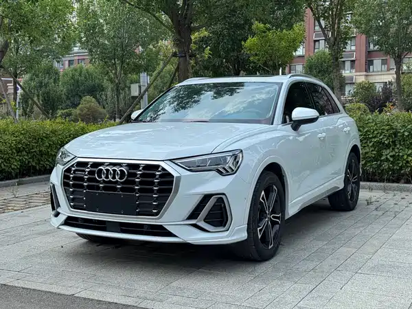 Audi Q3 2022