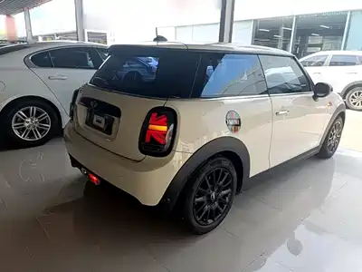 MINI MINI 2017