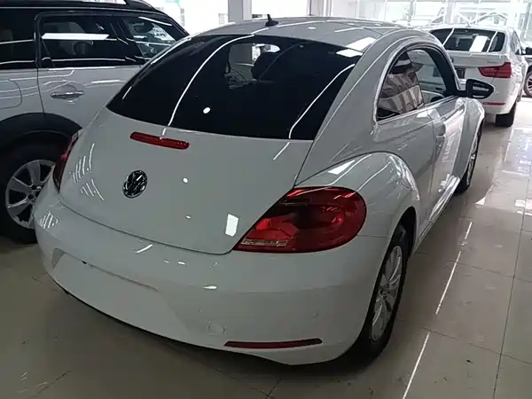 Volkswagen Beetle 2015