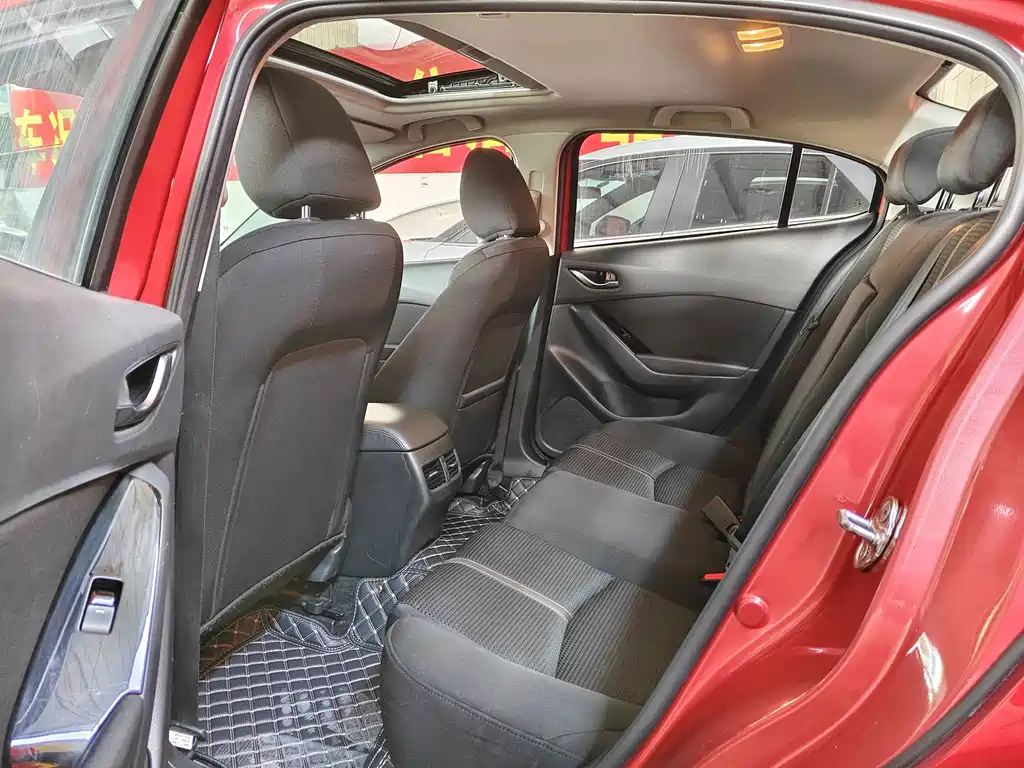 Mazda 3 Axela 2017
