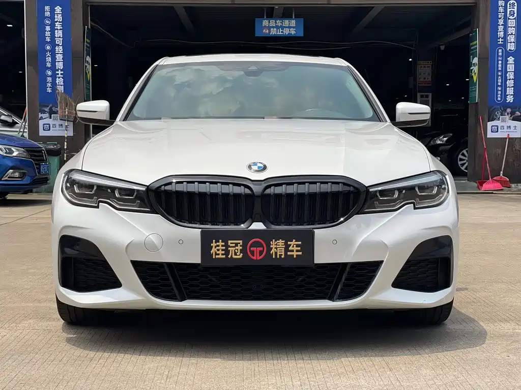 BMW 3 Series 2021