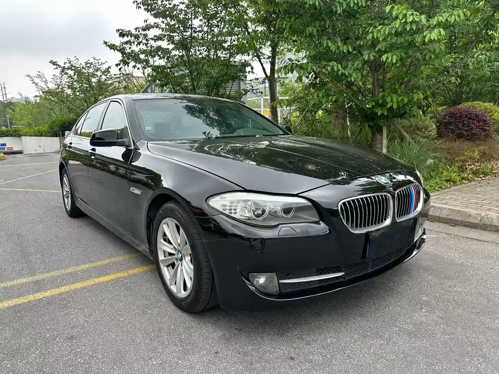 BMW 5 Series 2011