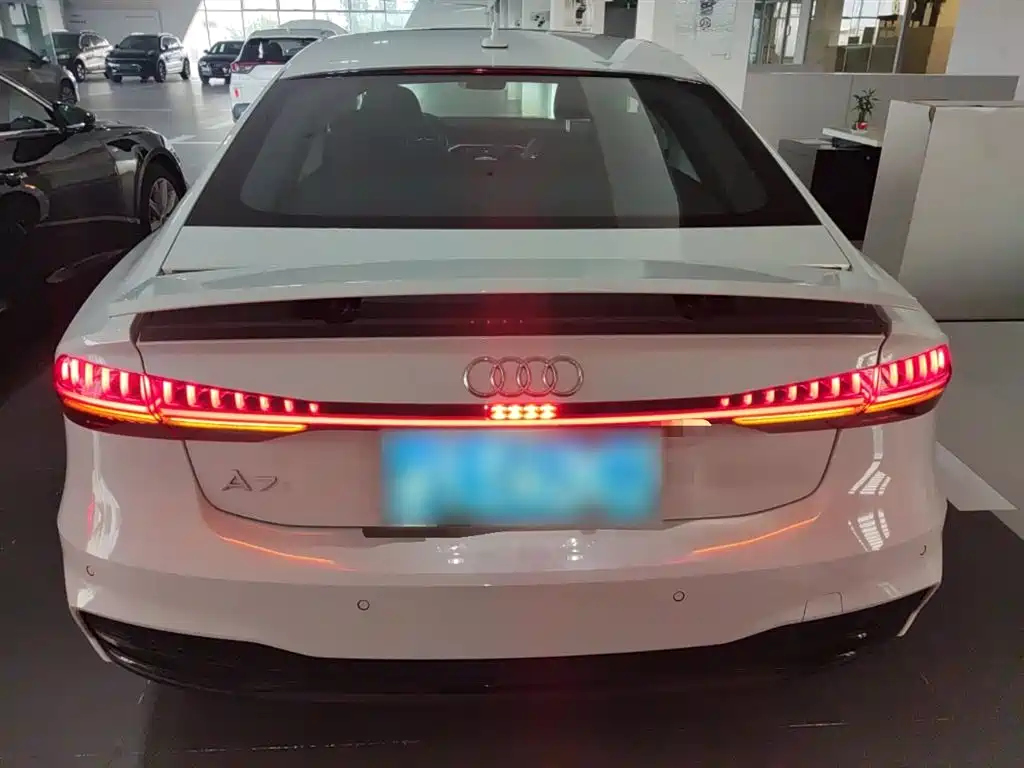 Audi A7 2024 — фото 22