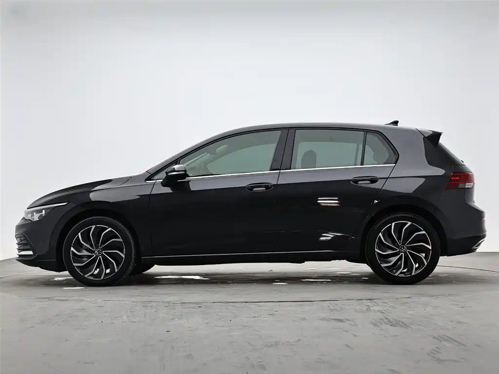 Volkswagen Golf 2022