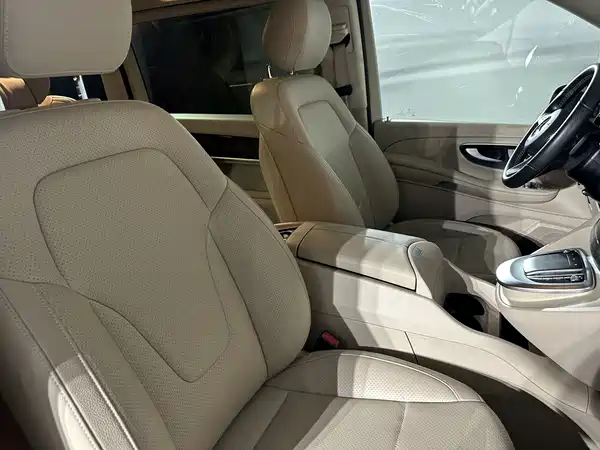 Mercedes-Benz V-Class 2021