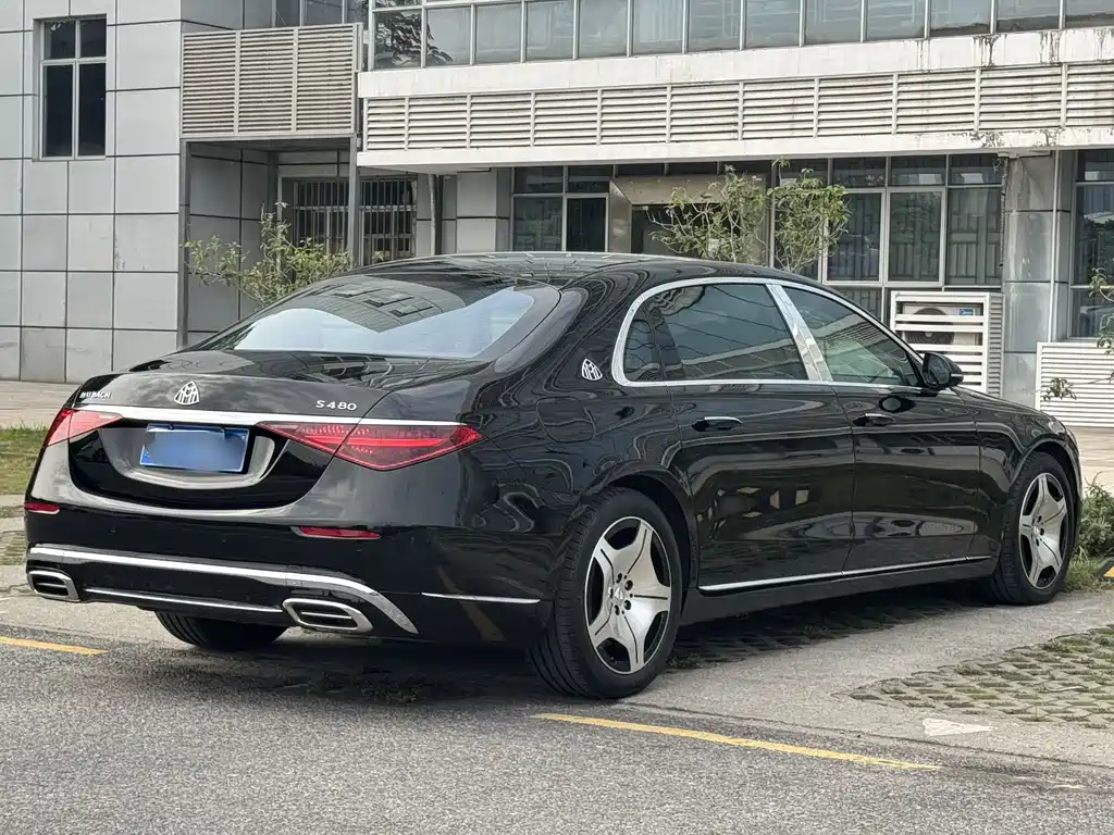 Mercedes-Benz Maybach S-Class 2023 — фото 21