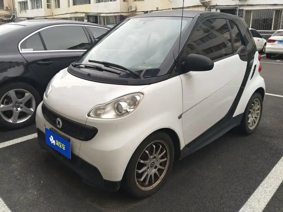 smart fortwo 2014 — фото 1