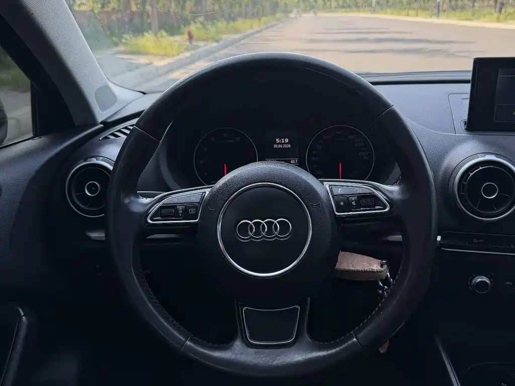 Audi A3 2016 — фото 12