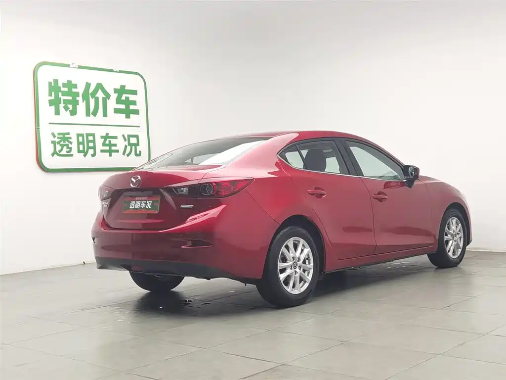Mazda 3 Axela 2016