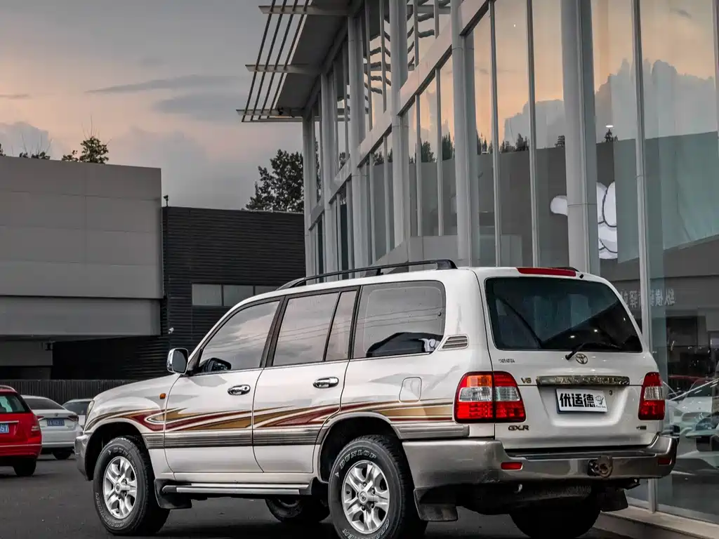 Toyota Land Cruiser 2015 — фото 3