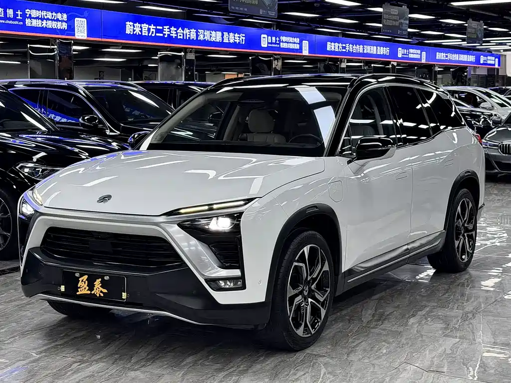 NIO ES8 2018