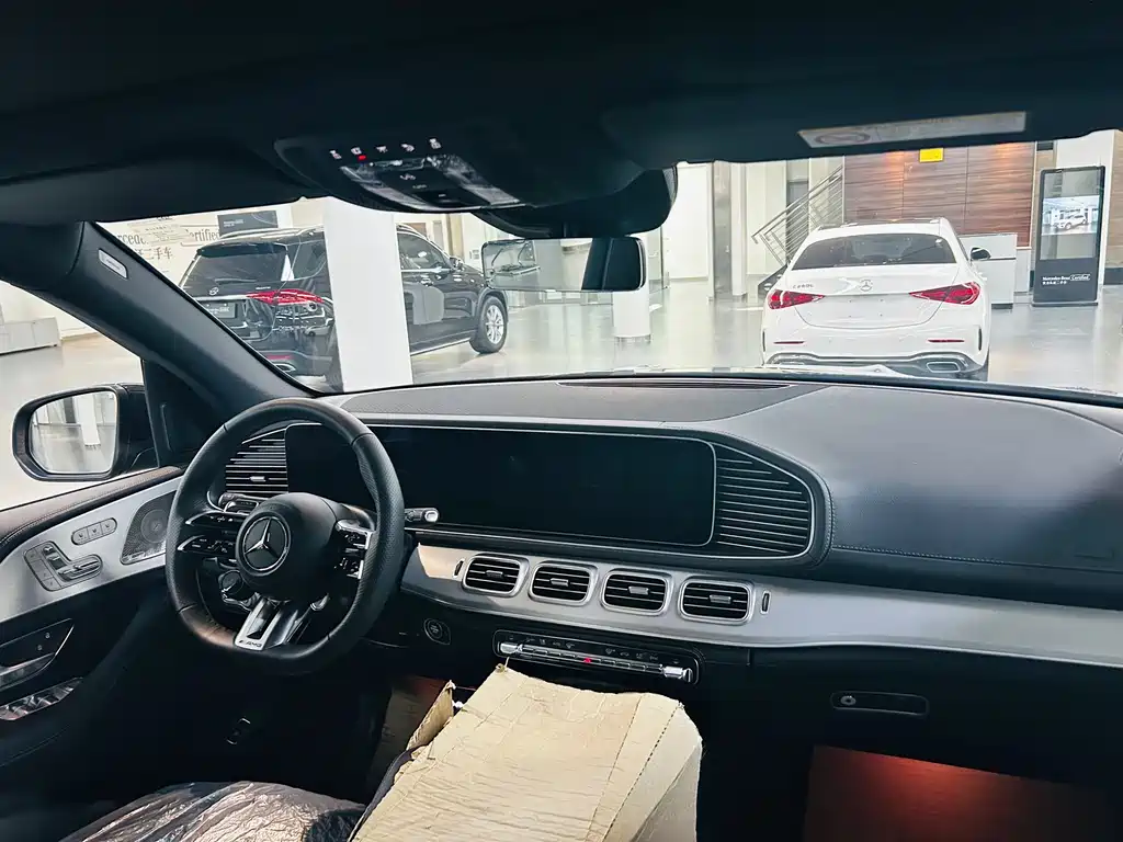 Mercedes-Benz GLE AMG 2025 — фото 14