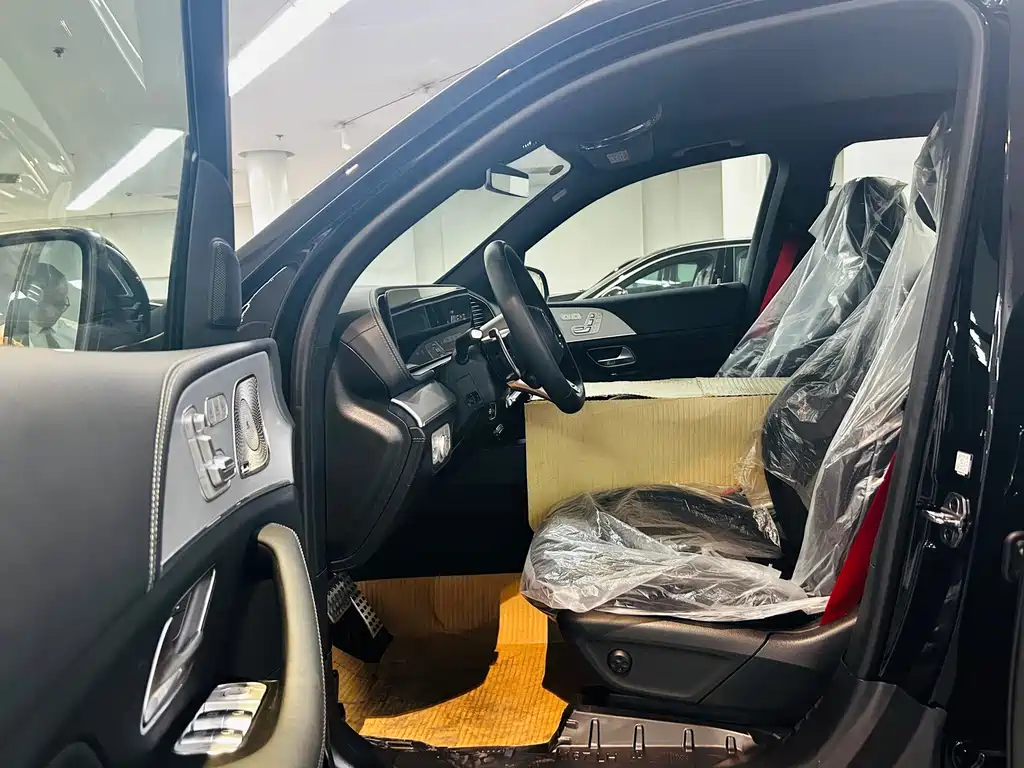Mercedes-Benz GLE AMG 2025 — фото 8