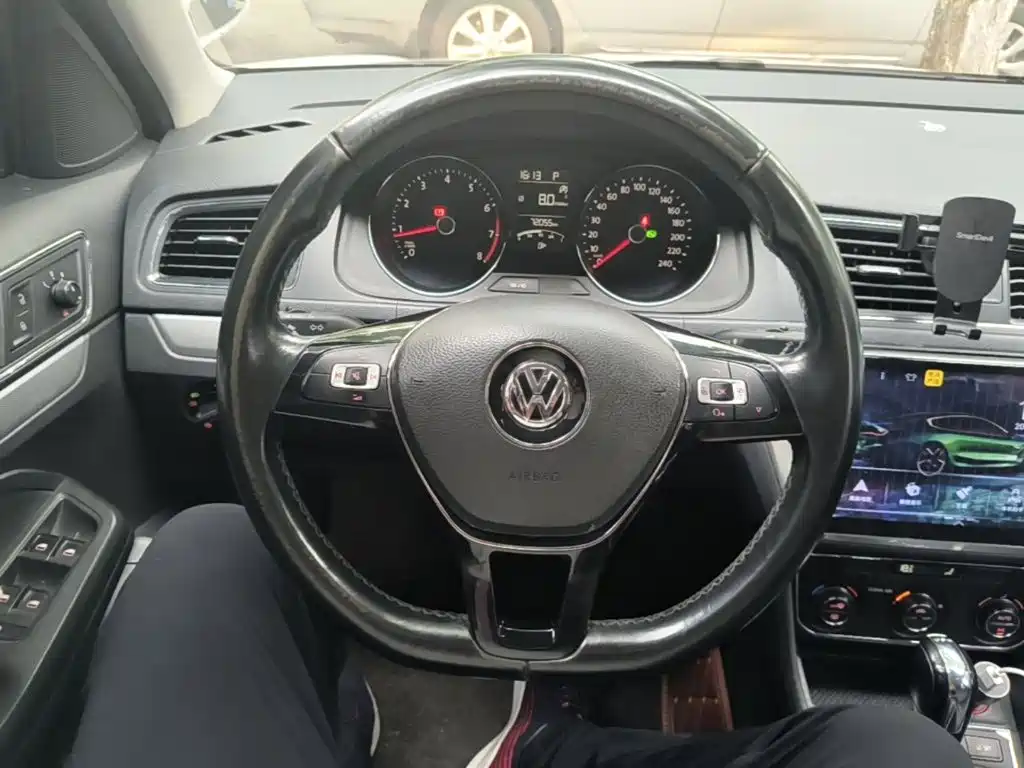 Volkswagen Gran Lavida 2018 — фото 11