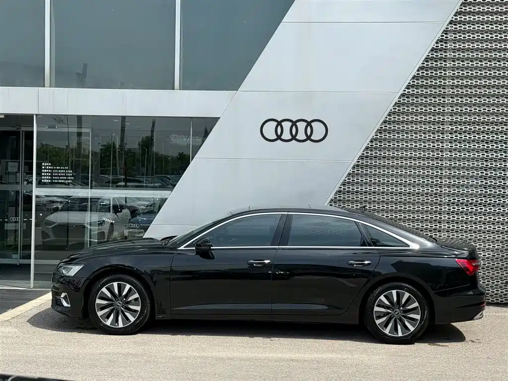 Audi A6L 2023