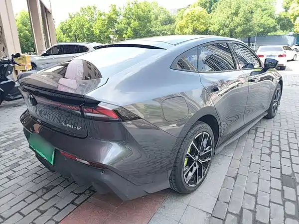 Changan UNI-V Smart Electric Idd 2025