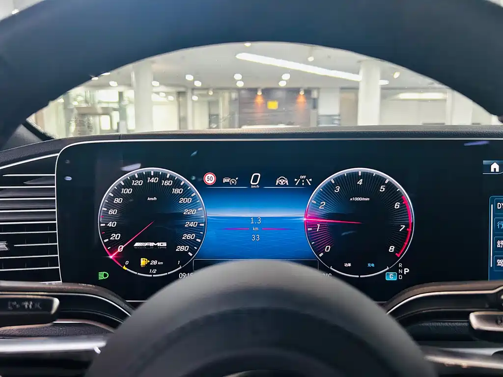 Mercedes-Benz GLE AMG 2025 — фото 10