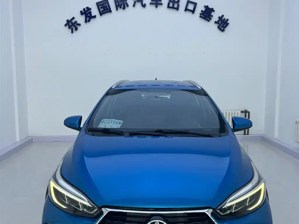 Toyota Yaris L 2021 — фото 18