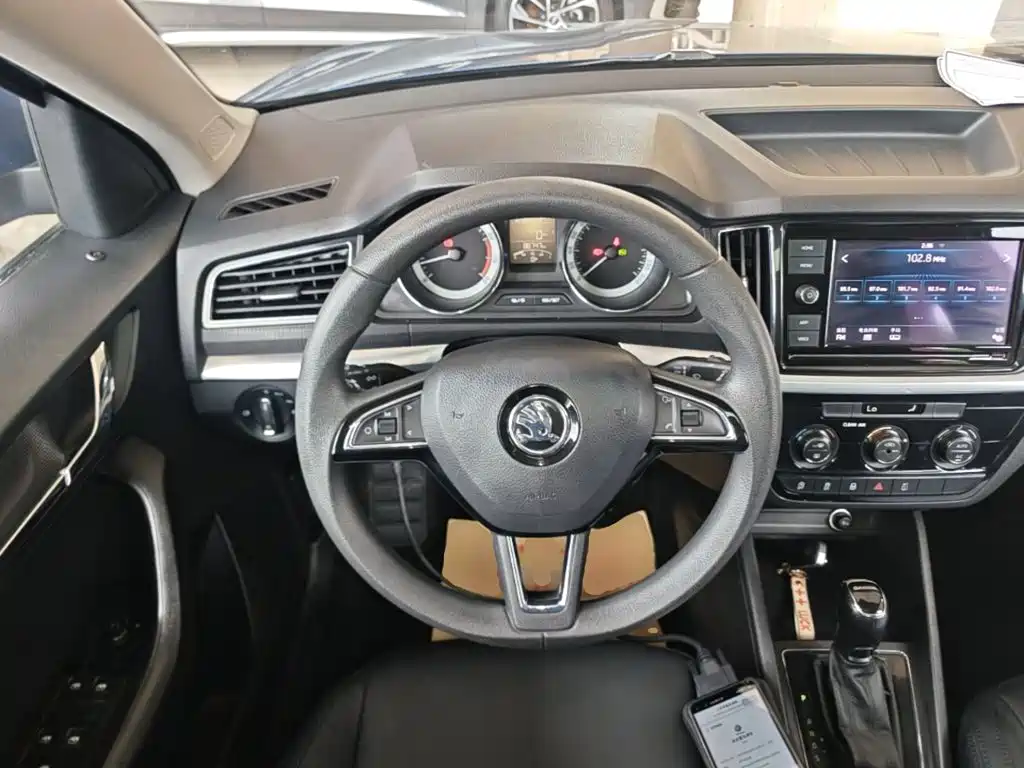 Skoda Kamiq 2018 — фото 11