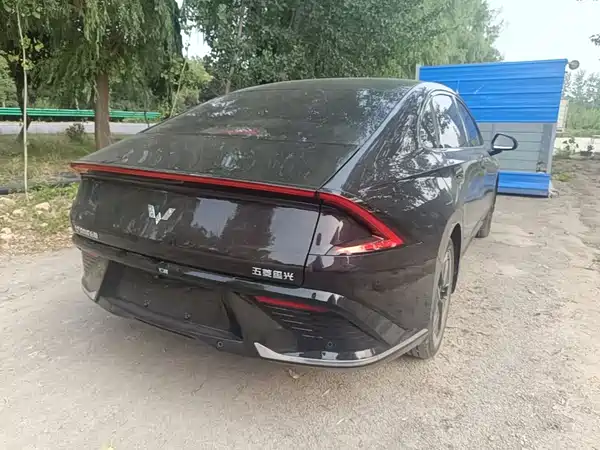 Wuling Starlight 2024
