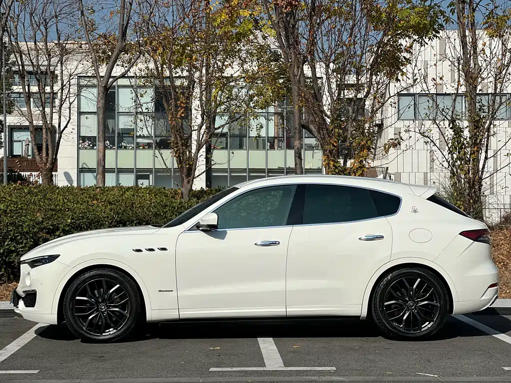 Maserati Levante 2021 — фото 7