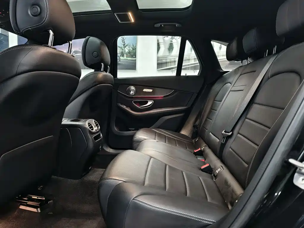 Mercedes-Benz GLC 2021
