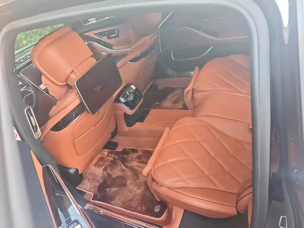 Mercedes-Benz Maybach S-Class 2024