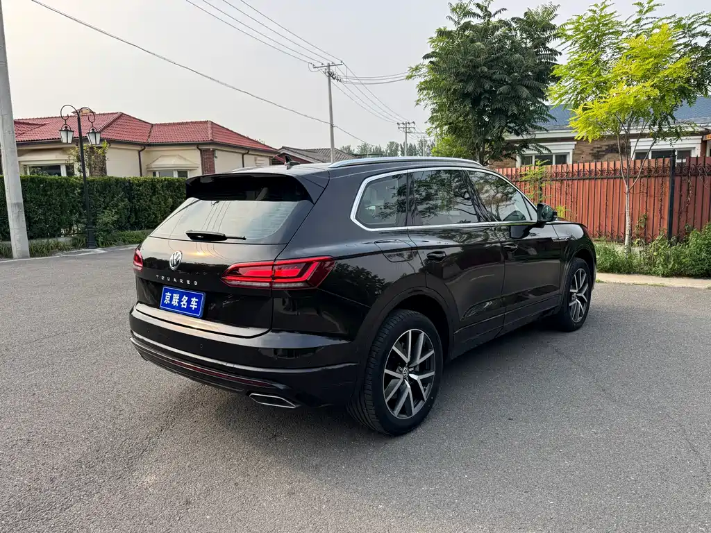 Volkswagen Touareg 2020 — фото 14