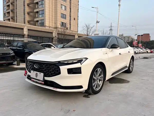 Ford Mondeo 2022
