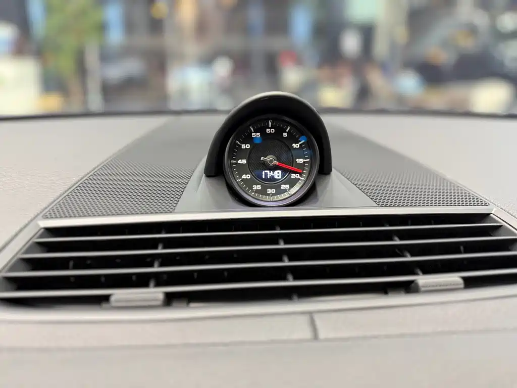 Porsche Panamera 2018 — фото 20