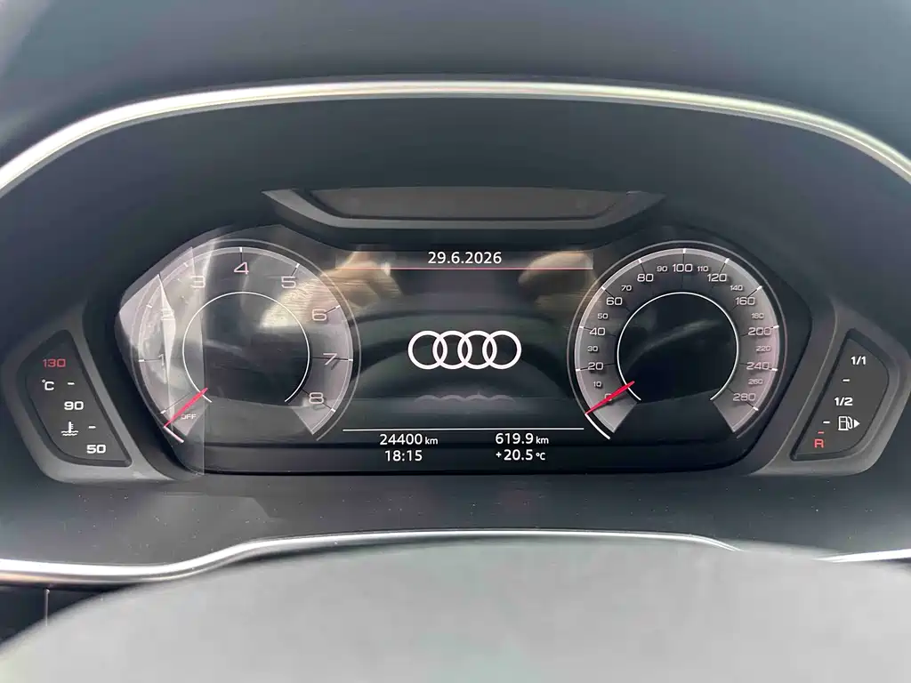 Audi Q3 2022 — фото 18