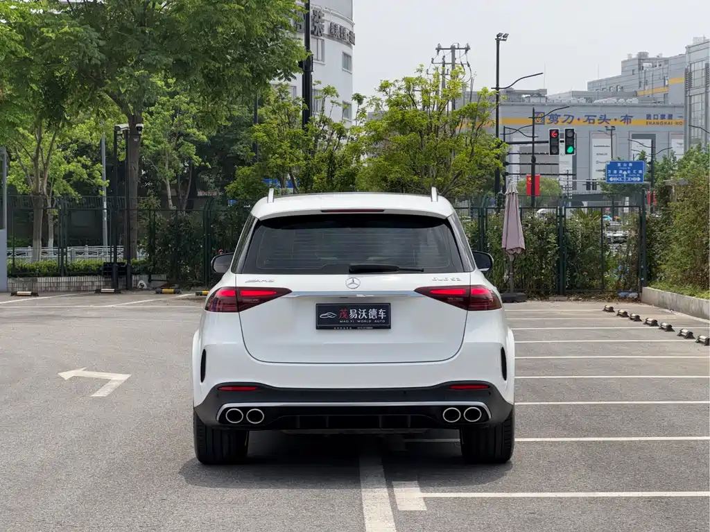 Mercedes-Benz GLE AMG 2026 — фото 4