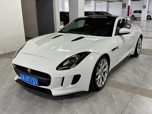 Jaguar F-TYPE 2015