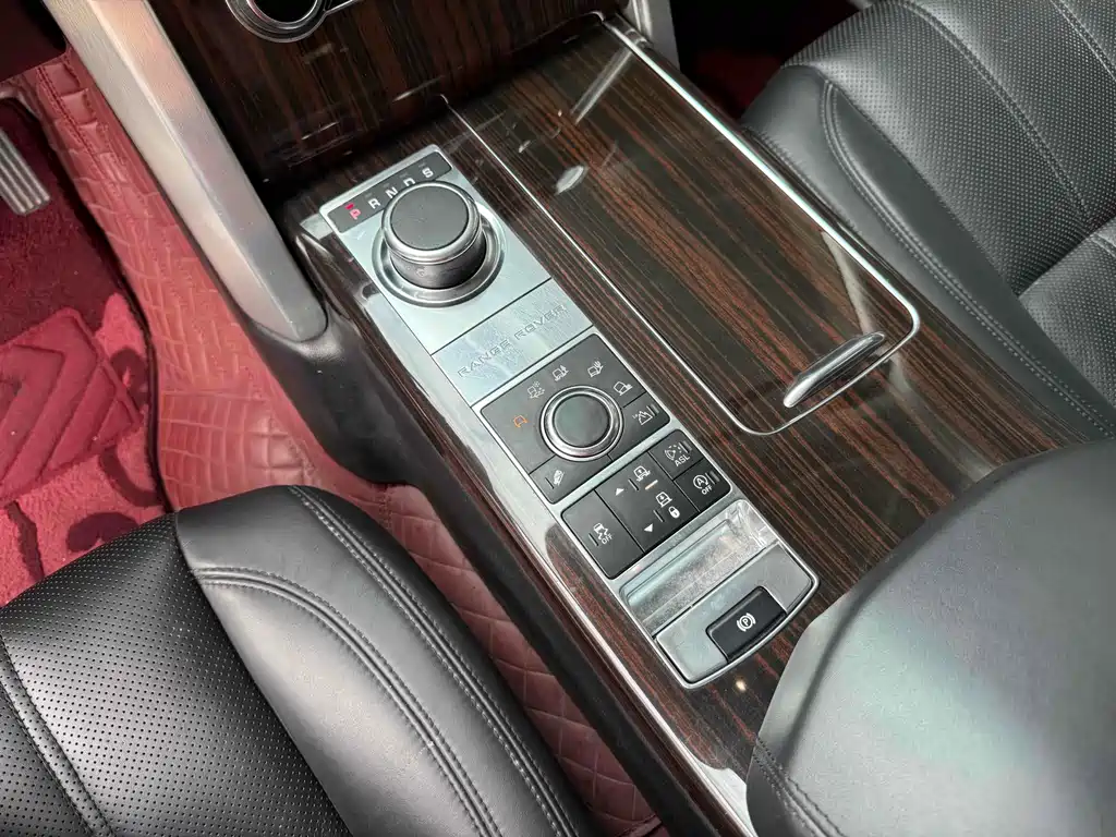 Land Rover Range Rover 2015 — фото 11