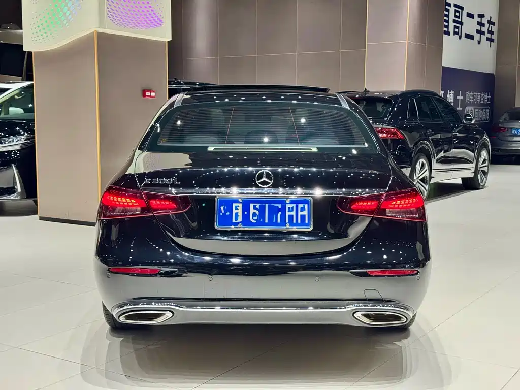 Mercedes-Benz E-Class 2021