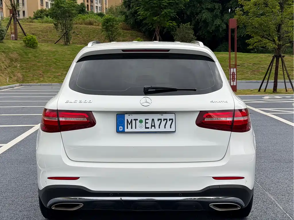 Mercedes-Benz GLC 2018 — фото 8