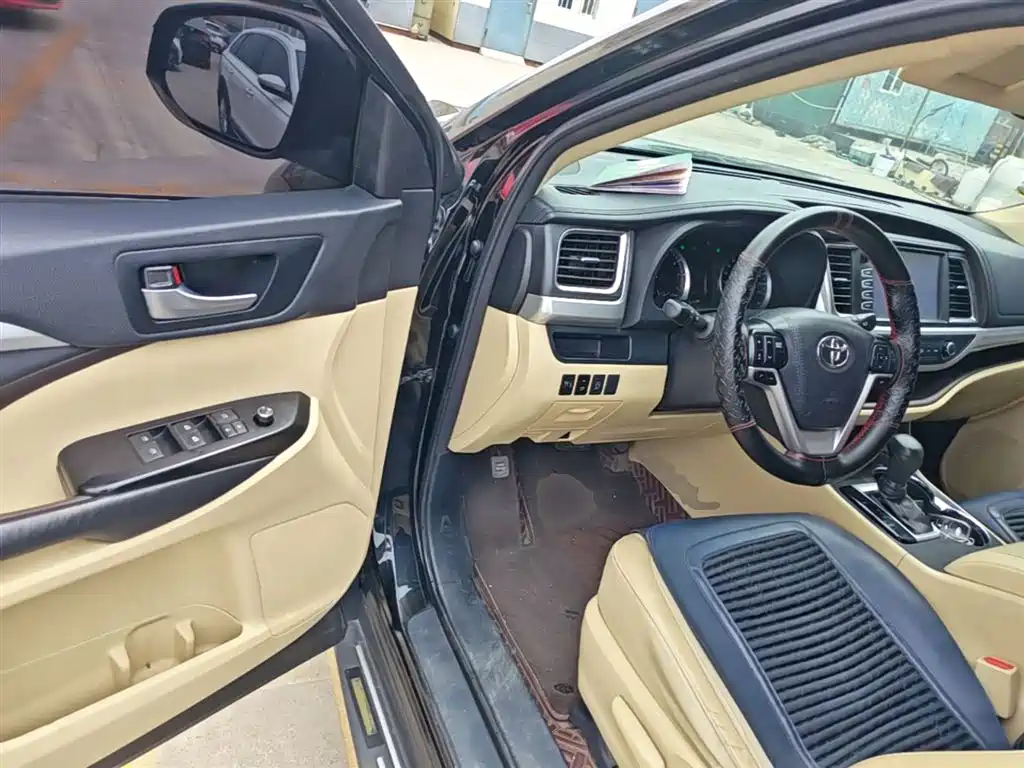 Toyota Highlander 2019 — фото 16