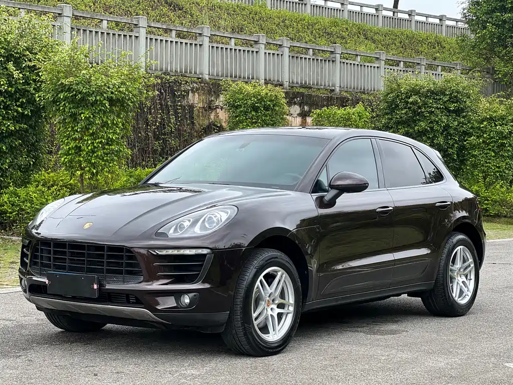 Porsche Macan 2015 — фото 1