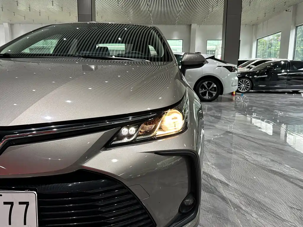 Toyota Corolla 2021 — фото 23
