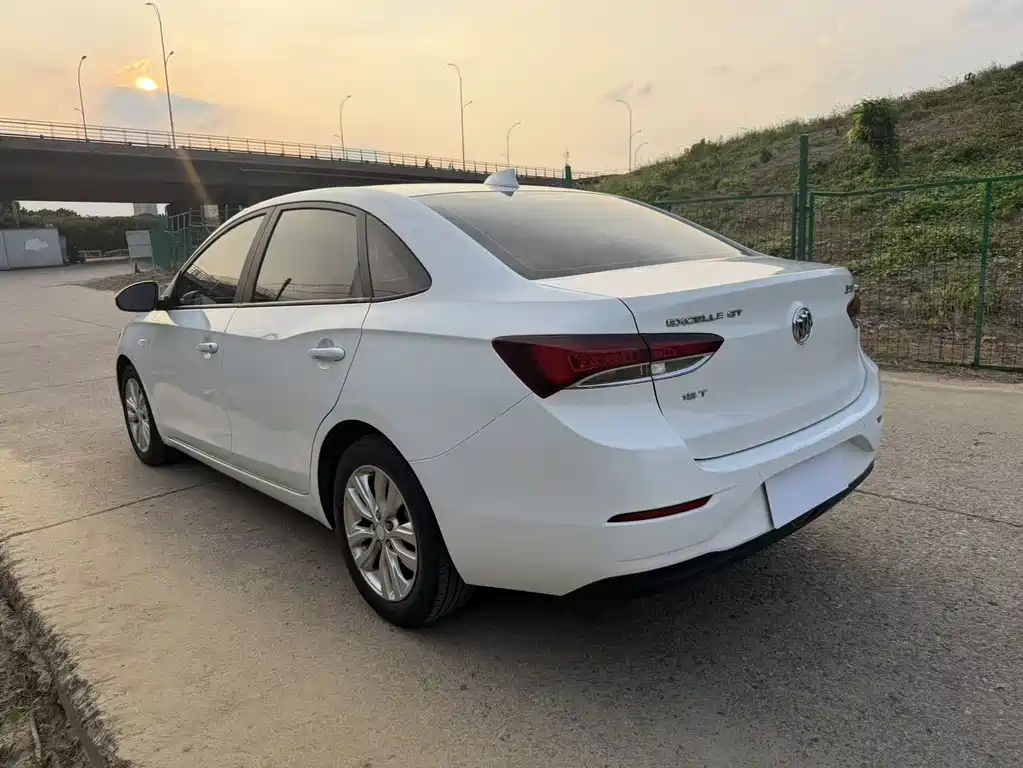 Buick Excelle 2020 — фото 14