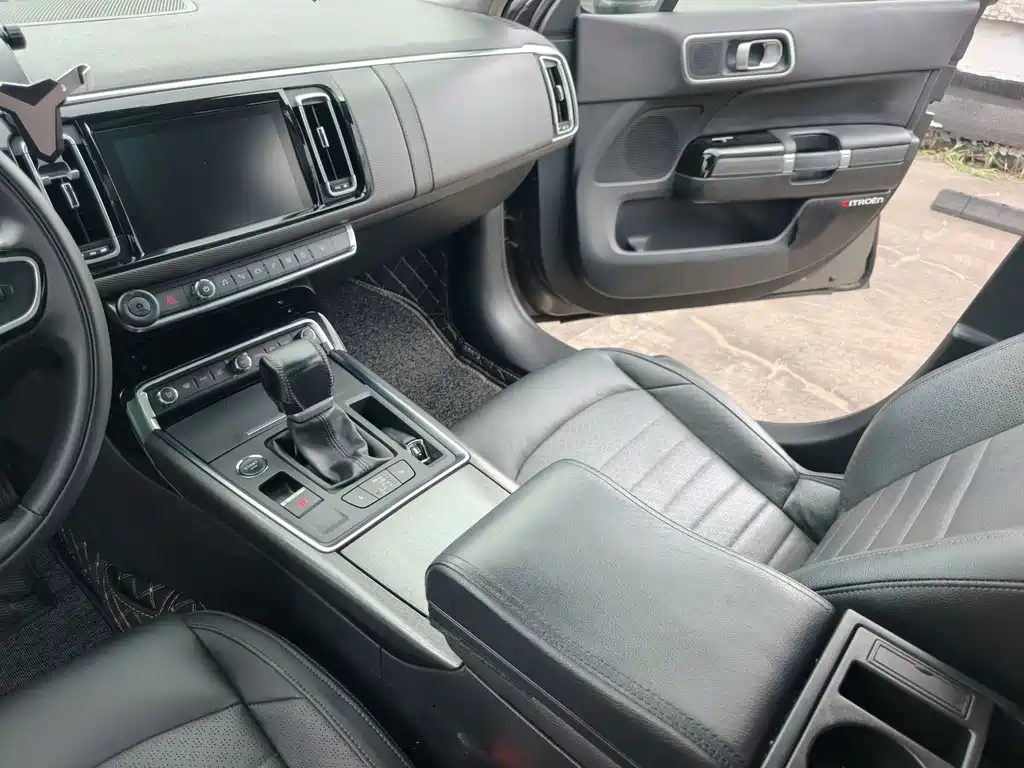 Citroën C6 2018 — фото 10